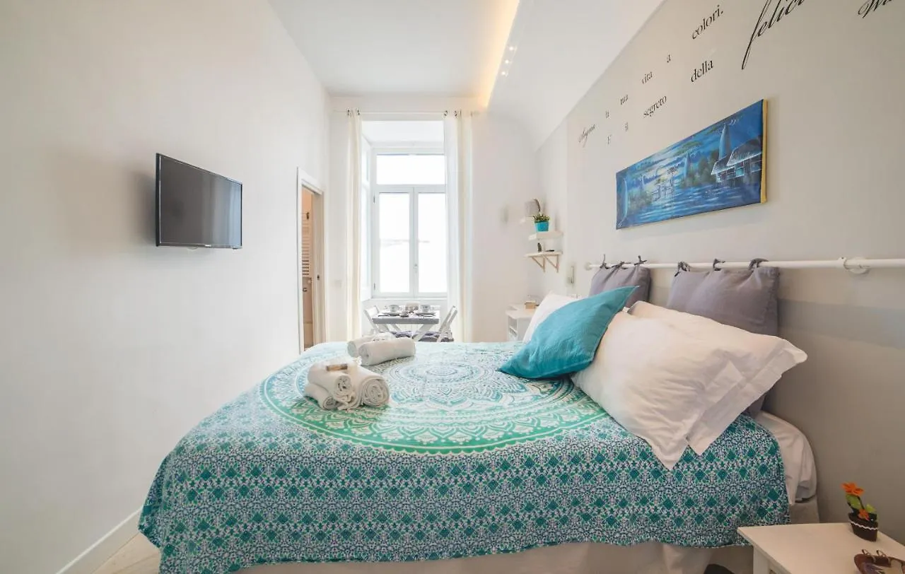 Bed In Naples Bed & Breakfast